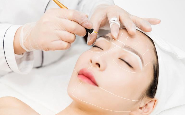 Disposable surgical electrode